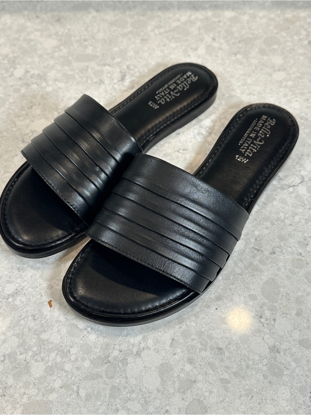 Bella Vita Black Leather Slide Sandals